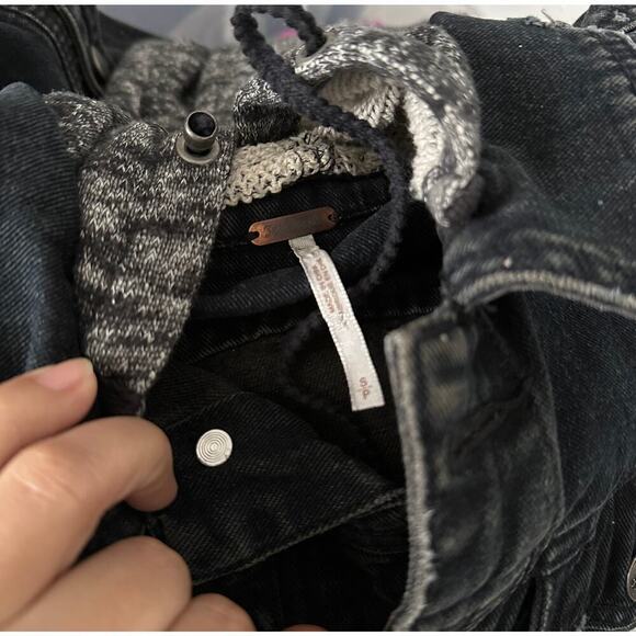 Free People Distressed Denim Heathered Gray Knit Sleeve Jacket size S - Picture 6 of 6